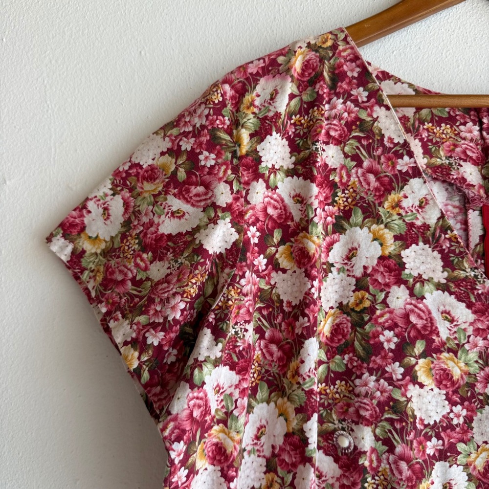Vintage Handmade Floral A-Line Dress Pink V-Neck Pearl Button Short Sleeve